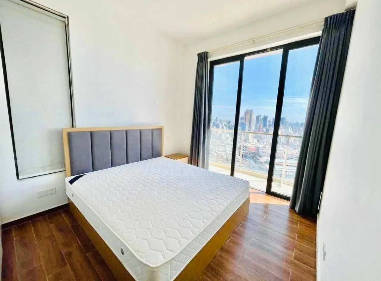 Spacious 1-Bedroom Condo for Rent | The Skyline | Bak Touk | Phnom Penh - Image 1