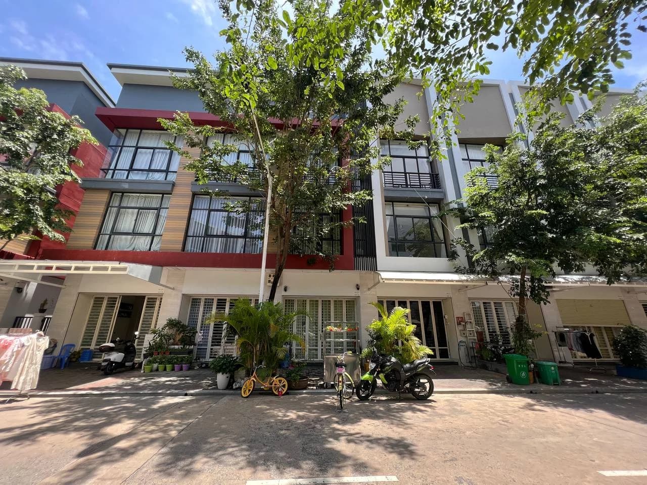Shop house 4 bedroom For Rent | Peng Huoth Boeung Snor| Polaris Project - Image 1